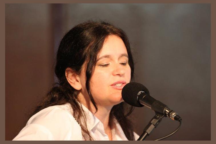 Elizabete Lacerda
